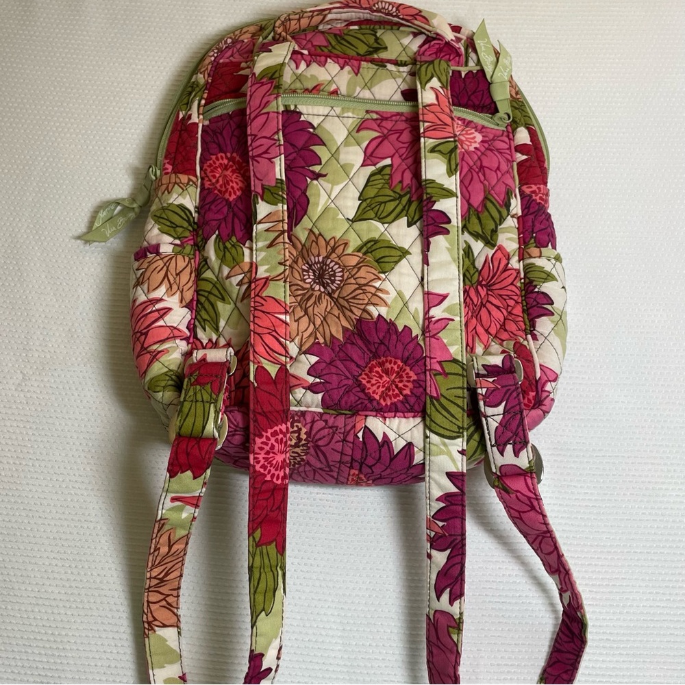 Vera Bradley Hello Dahlia Pink and Green Floral Backpack
Pre Loved - Picture 2 of 13